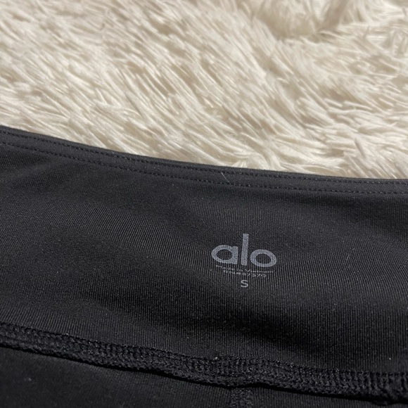 Epic" Leggings in black-Alo Yoga - Picture 12 of 13